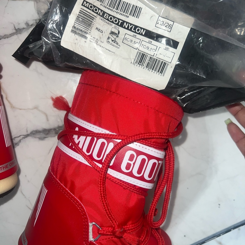 Toddler moon boots